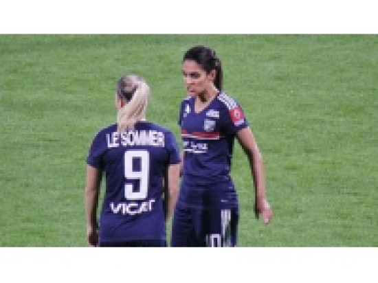 L'OL Féminin pulvérise Albi (14-0) L'OL Féminin pulvérise Albi (14-0)
