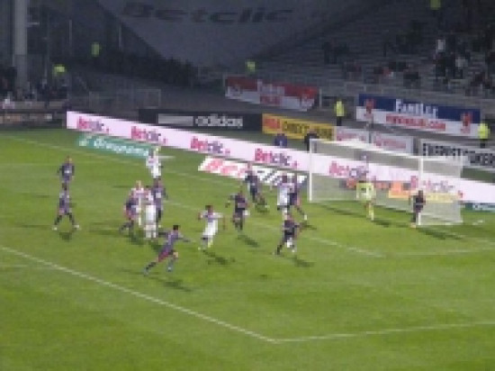 Lyon s'en sort bien face à Rennes Lyon s'en sort bien face à Rennes