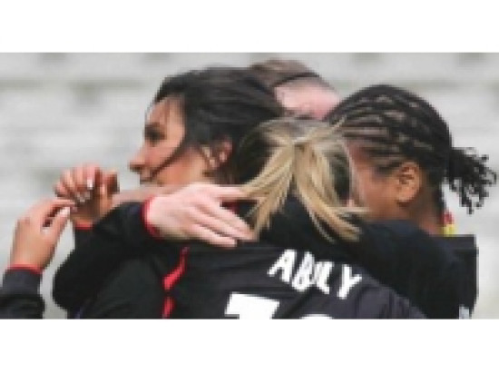 Les filles de l'OL s'imposent face au PSG (1-0) Les filles de l'OL s'imposent face au PSG (1-0)