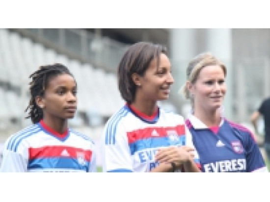 Les filles de l'OL sont au Japon Les filles de l'OL sont au Japon