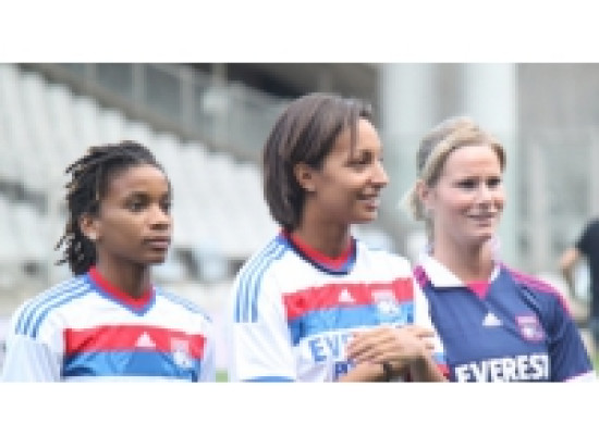 Les filles de l'OL débutent bien la Mobcast Cup Les filles de l'OL débutent bien la Mobcast Cup