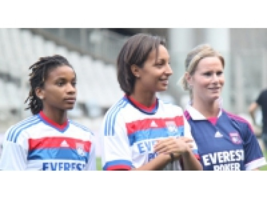 Dix Lyonnaises en &eacute;quipe de France de football face au Canada