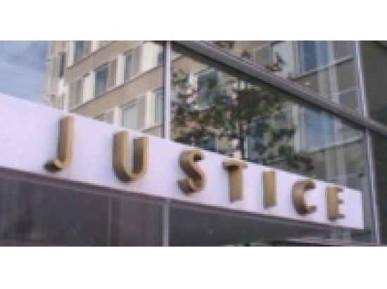 Proc&egrave;s renvoy&eacute; pour les trois jeunes jug&eacute;s en comparution imm&eacute;diate pour une agression raciste