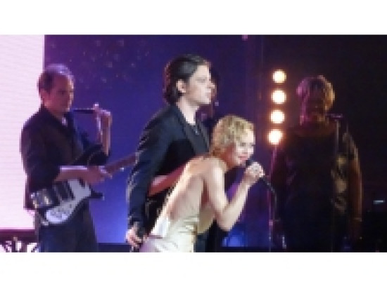 Benjamin Biolay n'a "pas besoin de permis" pour faire chanter Vanessa Paradis