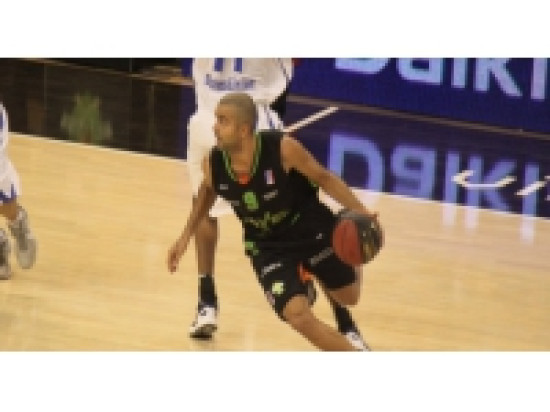 Euro de basket : Tony Parker offre la victoire aux Bleus face à l'Ukraine (77-71) Euro de basket : Tony Parker offre la victoire aux Bleus face à l'Ukraine (77-71)