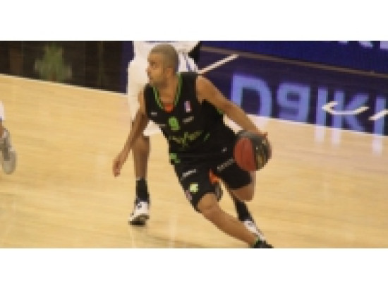 Tony Parker décroche avec les Spurs un nouveau titre NBA Tony Parker décroche avec les Spurs un nouveau titre NBA