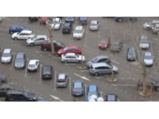 Rhône : il avait pour habitude de voler des sacs dans les parkings de supermarché