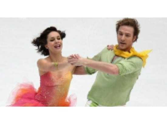 Patinage : les Lyonnais P&eacute;chalat-Bourzat prennent leur retraite sous les yeux de Jean Dujardin