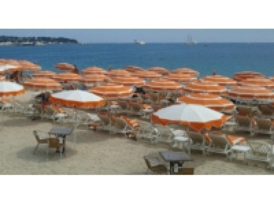 Lyon: elle se faisait payer des vacances par une personne âgée Lyon: elle se faisait payer des vacances par une personne âgée