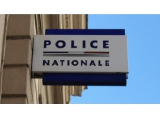 Ampuis : 1800 bouteilles de vin volées dans la nuit de dimanche à lundi Ampuis : 1800 bouteilles de vin volées dans la nuit de dimanche à lundi