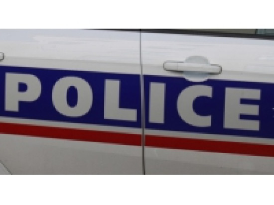 Lyon : éconduit par une femme, il lui casse une bouteille en verre sur la tête Lyon : éconduit par une femme, il lui casse une bouteille en verre sur la tête