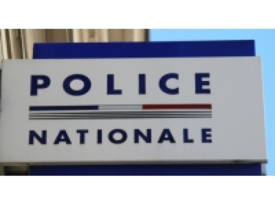 Rhône : elle laisse son enfant d'un an seul à son domicile Rhône : elle laisse son enfant d'un an seul à son domicile