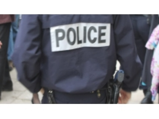 D&eacute;cines : interpell&eacute; alors qu'il revient chercher le sac de sa victime