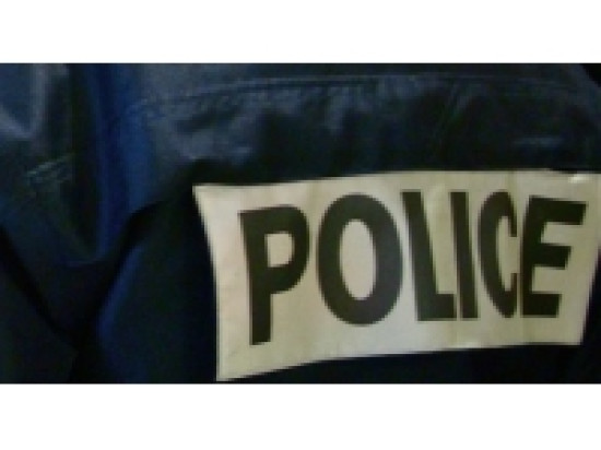 Il frappe et menace son épouse de mort Il frappe et menace son épouse de mort