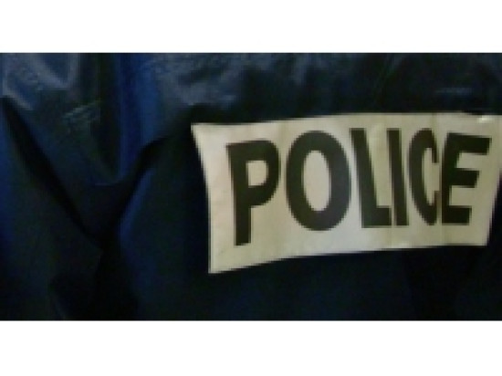 Il se fait passer pour un vendeur de matelas pour voler de l'argent à une vieille dame Il se fait passer pour un vendeur de matelas pour voler de l'argent à une vieille dame