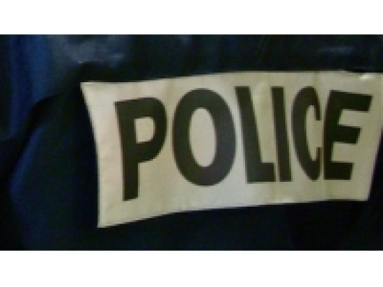 Vaulx-en-Velin : ils jettent des bouteilles sur un bus et blessent un passager Vaulx-en-Velin : ils jettent des bouteilles sur un bus et blessent un passager