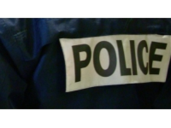 Vénissieux : encagoulés et armés de barres de fer, ils dévalisent un camion de livraison Vénissieux : encagoulés et armés de barres de fer, ils dévalisent un camion de livraison