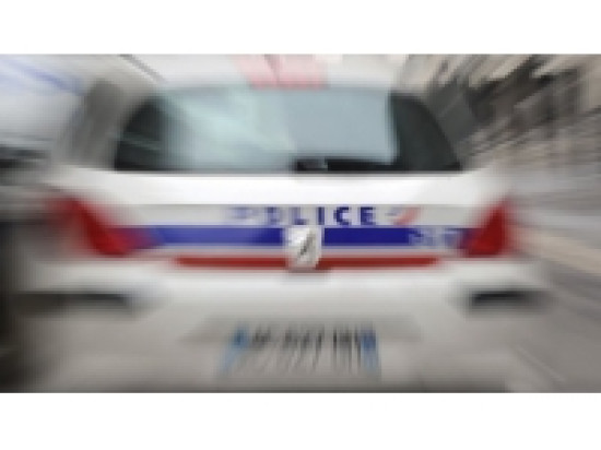 Lyon : en état d'ivresse, il grille plusieurs feux rouges et percute un véhicule de police Lyon : en état d'ivresse, il grille plusieurs feux rouges et percute un véhicule de police