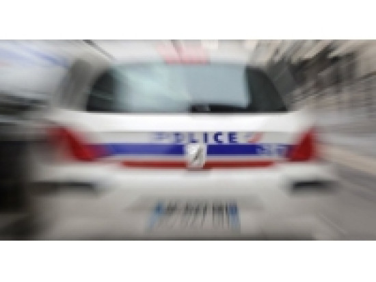 Femme retrouvée morte au pied d'un immeuble à Lyon : il s'agissait d'un suicide Femme retrouvée morte au pied d'un immeuble à Lyon : il s'agissait d'un suicide
