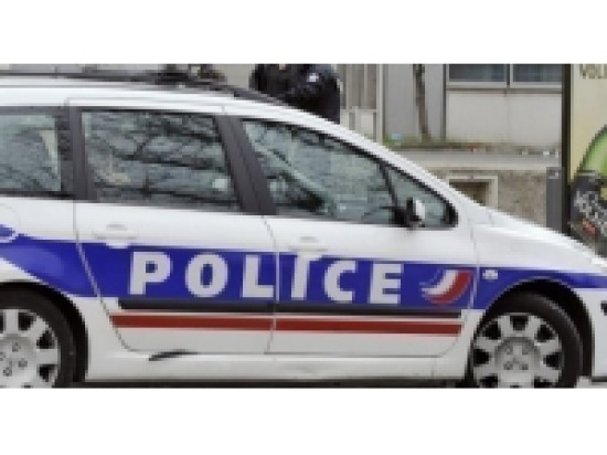 Complètement ivre, il tente d'acheter une voiture Complètement ivre, il tente d'acheter une voiture