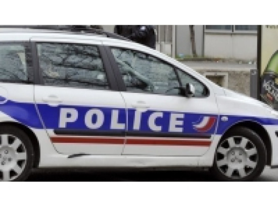 Villeurbanne : il frappe sa compagne et lui casse le nez Villeurbanne : il frappe sa compagne et lui casse le nez