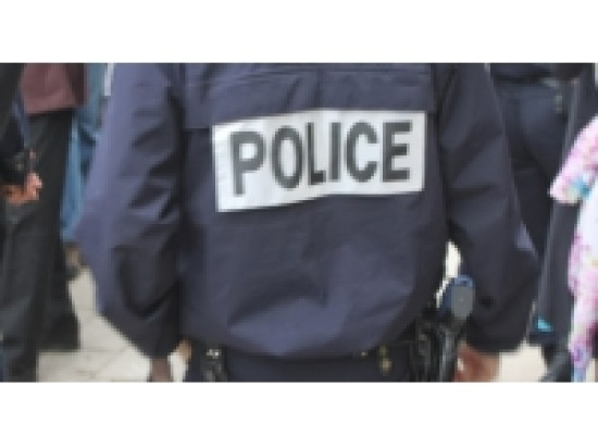 Il cambriole le domicile d'une connaissance de sa mère Il cambriole le domicile d'une connaissance de sa mère