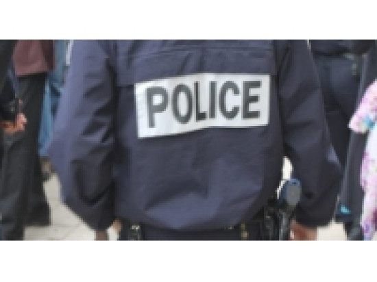 Il mord des policiers pour éviter son interpellation Il mord des policiers pour éviter son interpellation