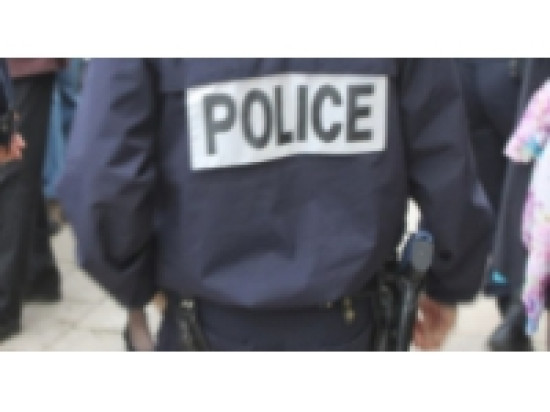 Vaulx-en-Velin : une septuagénaire agressée pour ses bijoux Vaulx-en-Velin : une septuagénaire agressée pour ses bijoux