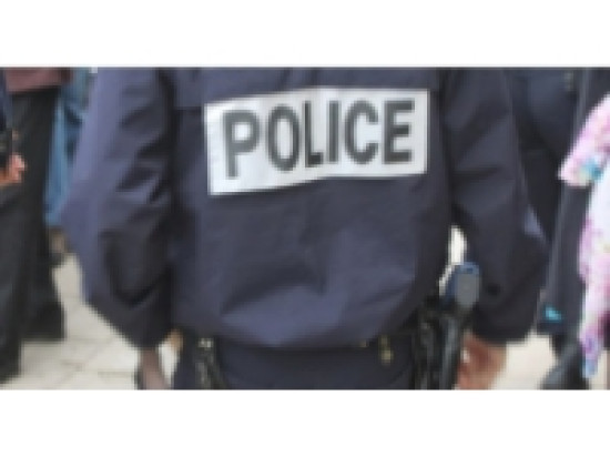 Caluire: il frappe sa mère et l'enferme dans sa chambre Caluire: il frappe sa mère et l'enferme dans sa chambre