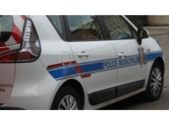 Lyon : quatre mois ferme pour avoir dérobé 357 euros de produits cosmétiques Lyon : quatre mois ferme pour avoir dérobé 357 euros de produits cosmétiques