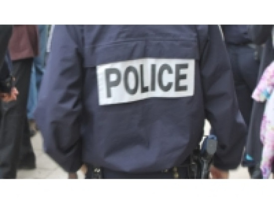 Lyon : énervée, elle fonce volontairement sur son ami en voiture Lyon : énervée, elle fonce volontairement sur son ami en voiture