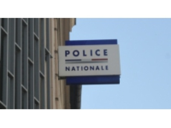 Une station-service de Pierre-Bénite braquée samedi soir Une station-service de Pierre-Bénite braquée samedi soir