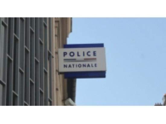 Le piéton renversé à Lyon samedi par une voiture est décédé Le piéton renversé à Lyon samedi par une voiture est décédé