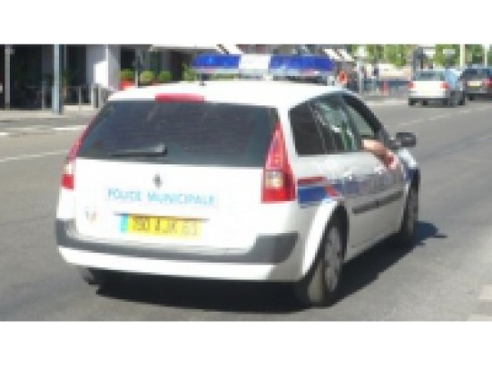 Femme poignardée à mort à Bron : le mari écroué Femme poignardée à mort à Bron : le mari écroué