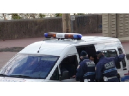 Quatre Pakistanais interpellés dans la nuit de vendredi à samedi sur l'A6 à hauteur de Villefranche Quatre Pakistanais interpellés dans la nuit de vendredi à samedi sur l'A6 à hauteur de Villefranche