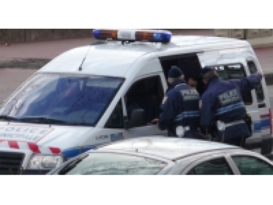 Une pyromane présumée interpellée à Rillieux-la-Pape Une pyromane présumée interpellée à Rillieux-la-Pape