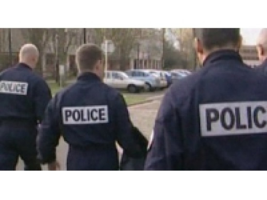 Vaulx-en-Velin : il percute un policier lors de sa fuite