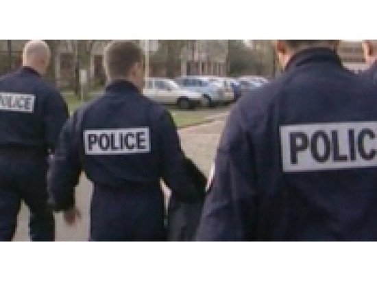 Trois adolescents soup&ccedil;onn&eacute;s de d&eacute;gradations au lyc&eacute;e Jean Perrin