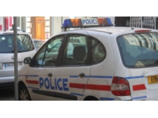 Interpellé pour des violences sur sa femme et sa fille Interpellé pour des violences sur sa femme et sa fille