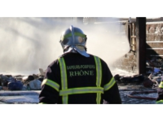 3 enfants meurent dans un incendie dans l'Ain : la police scientifique d'Ecully attendue sur place 3 enfants meurent dans un incendie dans l'Ain : la police scientifique d'Ecully attendue sur place