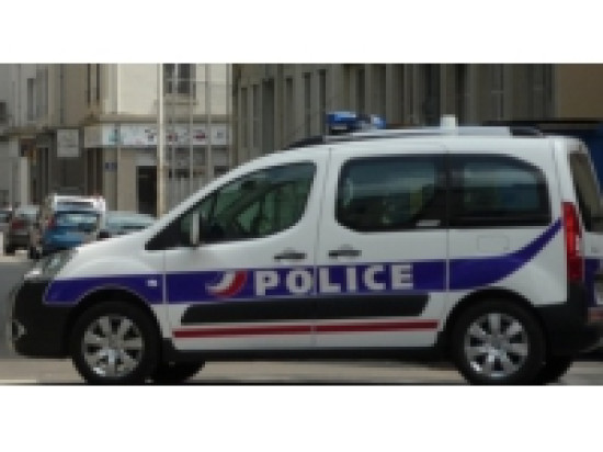 Deux mineurs "jouent" avec du ciment en pleine nuit à Caluire Deux mineurs "jouent" avec du ciment en pleine nuit à Caluire