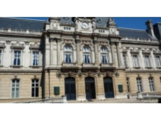 Les services de la pr&eacute;fecture passent en horaires d'&eacute;t&eacute; &agrave; partir du 1er ao&ucirc;t