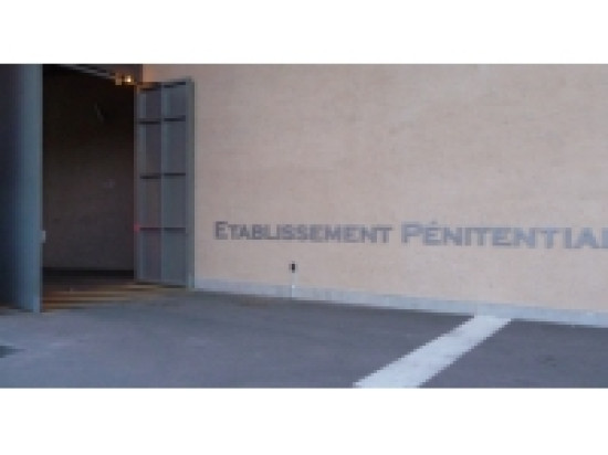 Agression d'une surveillante au centre de détention pour mineurs de Meyzieu Agression d'une surveillante au centre de détention pour mineurs de Meyzieu