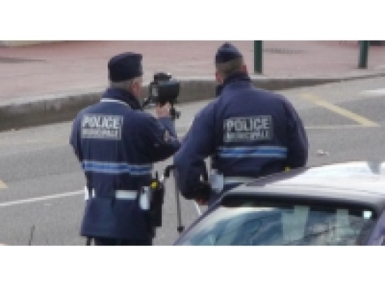 Op&eacute;ration polici&egrave;re de grande envergure dans les rues de Lyon