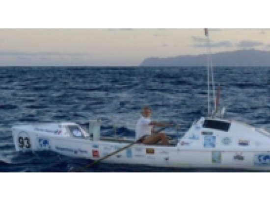 Un Lyonnais réussi le premier aller-retour non-stop sur l'Atlantique à la rame en solo Un Lyonnais réussi le premier aller-retour non-stop sur l'Atlantique à la rame en solo