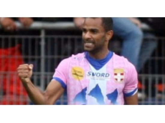 OL : Saber Khlifa pour remplacer Gomis ?