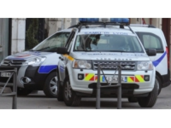 Elle conduisait une ambulance sans avoir déclaré son activité Elle conduisait une ambulance sans avoir déclaré son activité