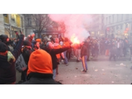 Les Lyonnais sont sortis dans la rue mardi pour f&ecirc;ter la victoire de l'&eacute;quipe de France