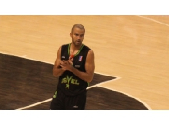 Basket : Tony Parker élu meilleur joueur européen de l'année 2014 Basket : Tony Parker élu meilleur joueur européen de l'année 2014