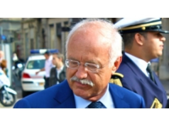 Jean-Louis Touraine élu vice-président de la Fédération hospitalière de France Jean-Louis Touraine élu vice-président de la Fédération hospitalière de France